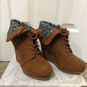 Tan Heel Booties